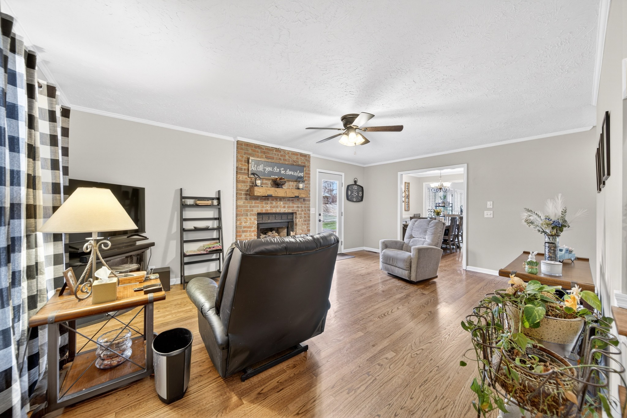 3146 Old Greenbrier Pike Greenbrier TN 37073