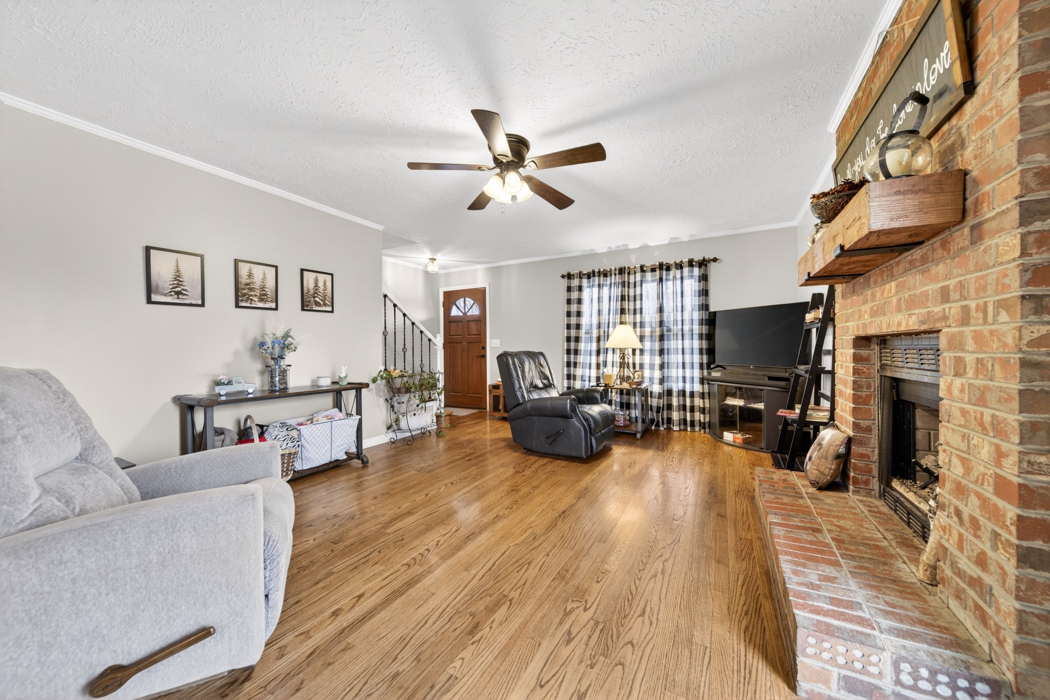 3146 Old Greenbrier Pike Greenbrier TN 37073