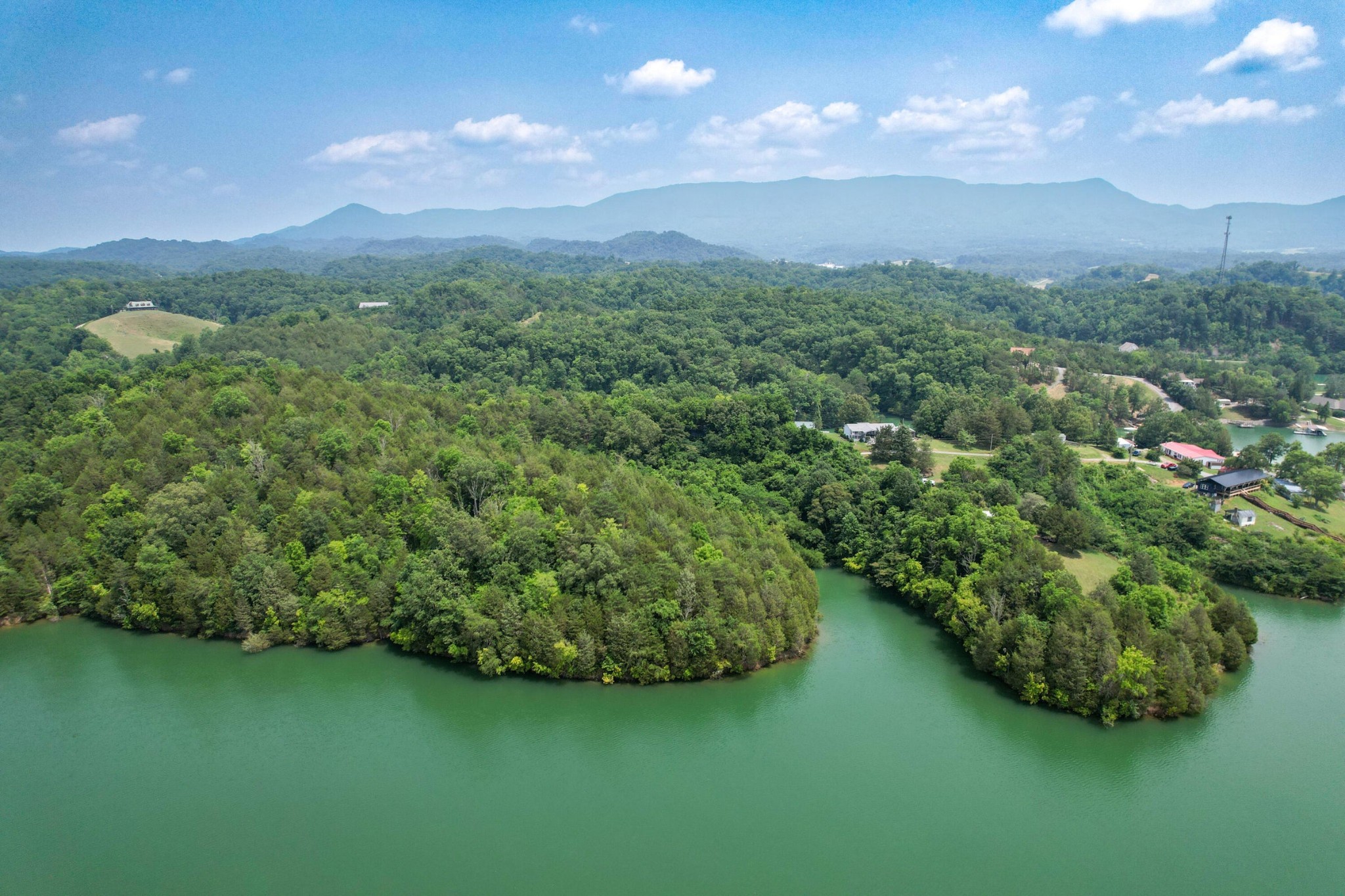 2751 Von Hill Road Dandridge TN 37725