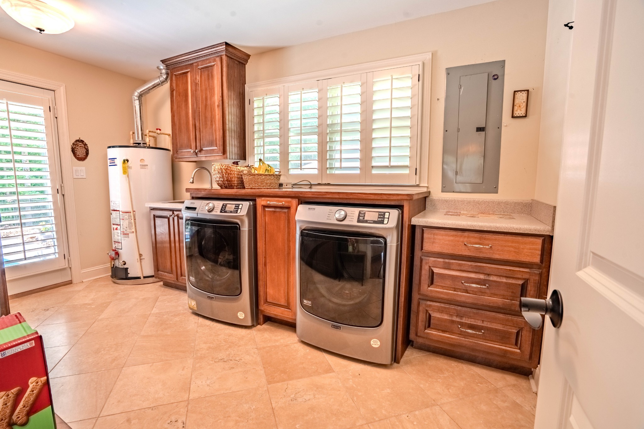 199 Liles Lane Lutts TN 38471
