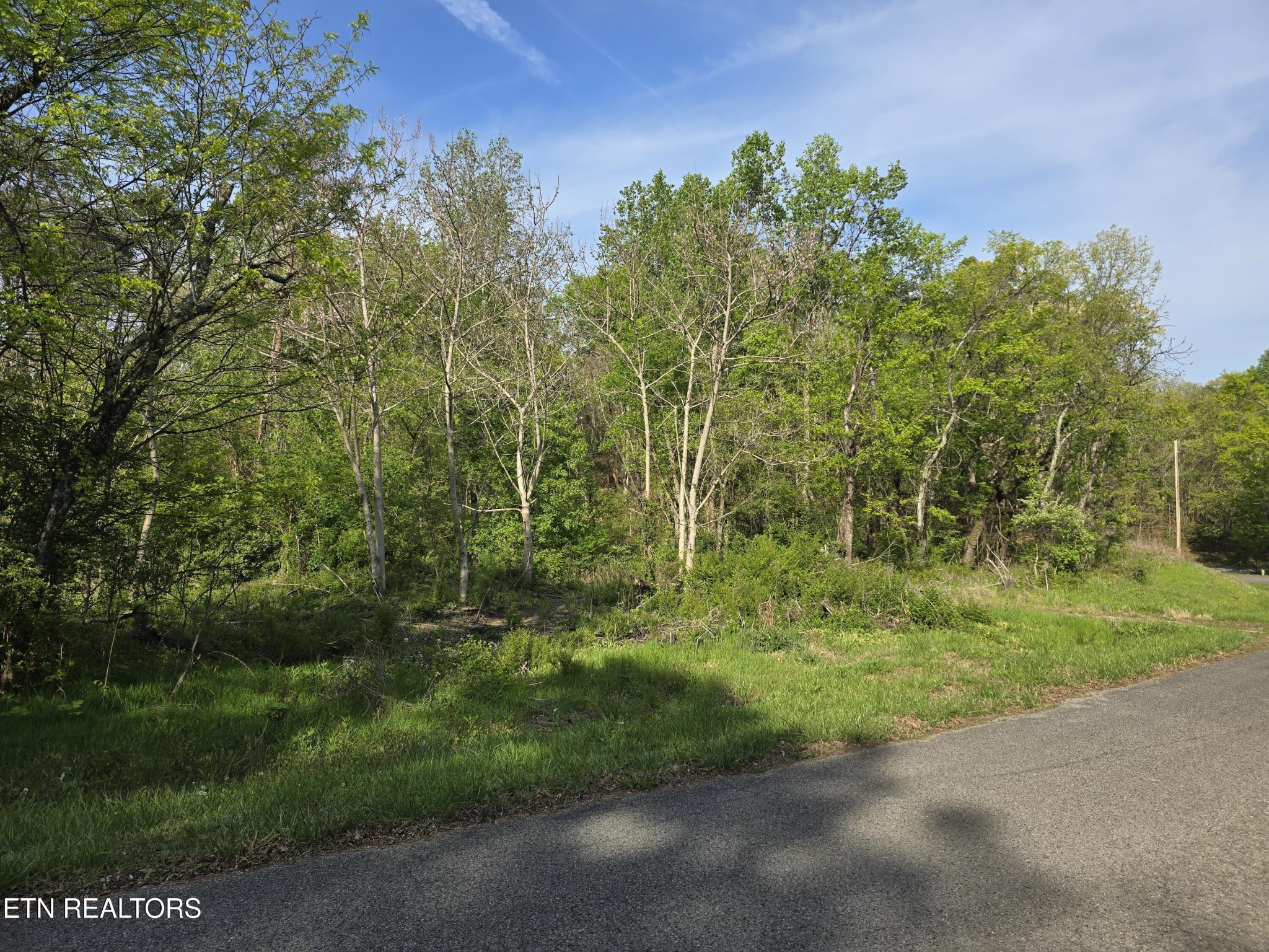 3697 Jackson Bend Road Lenoir City TN 37772