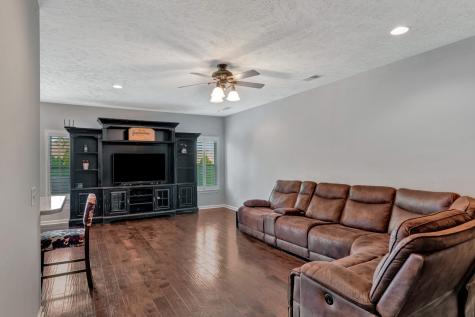 493 Callie Avenue Gallatin TN 37066