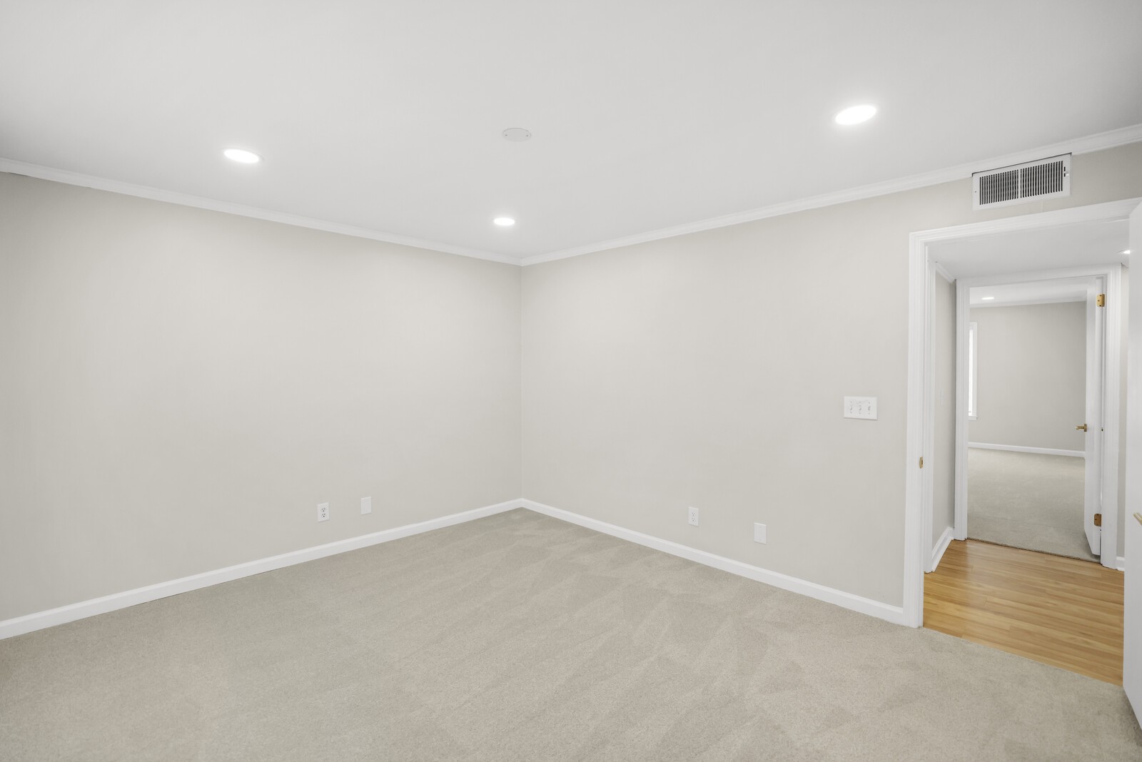 4487 Post Place Nashville TN 37205