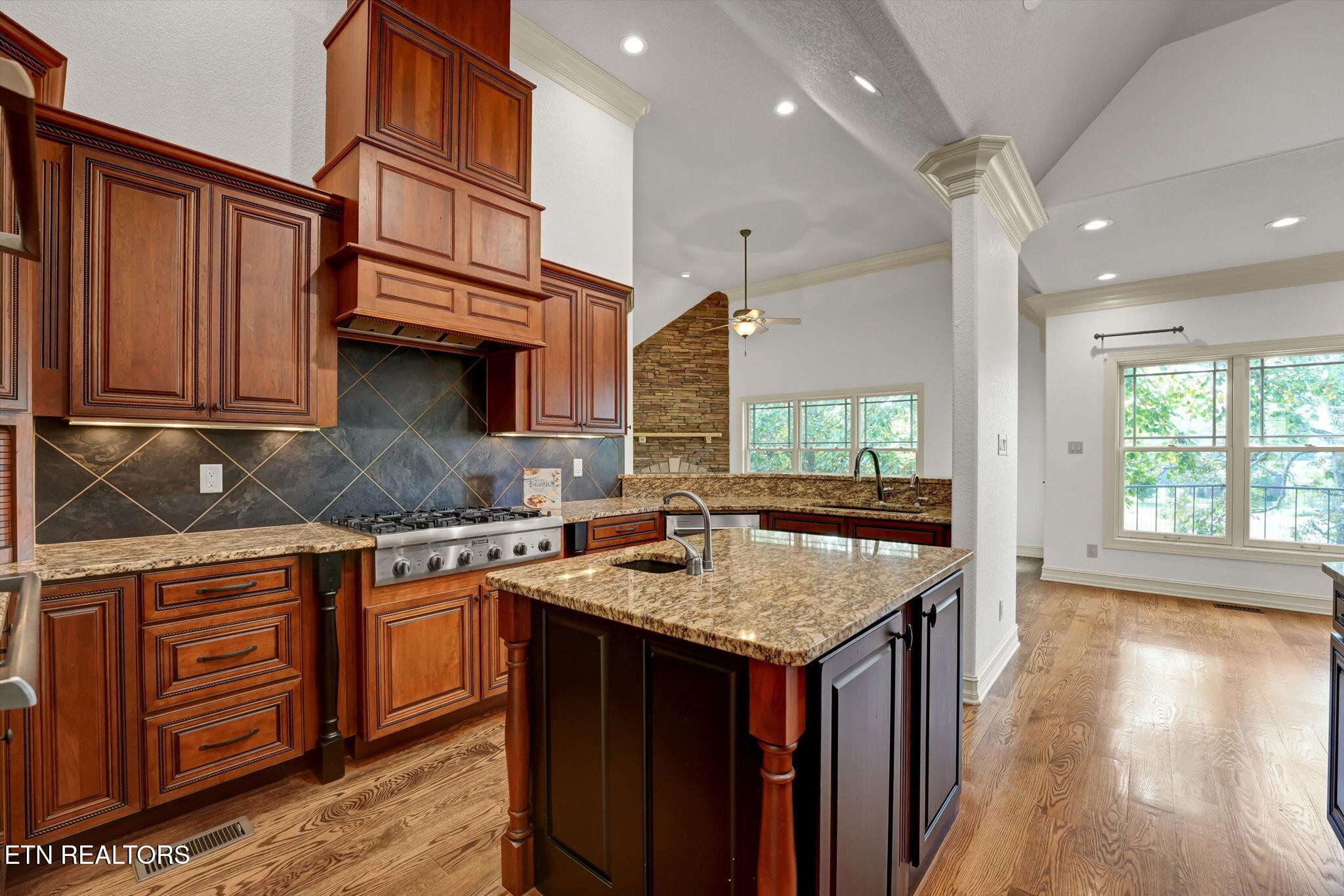 494 Chestnut Lane Loudon TN 37774