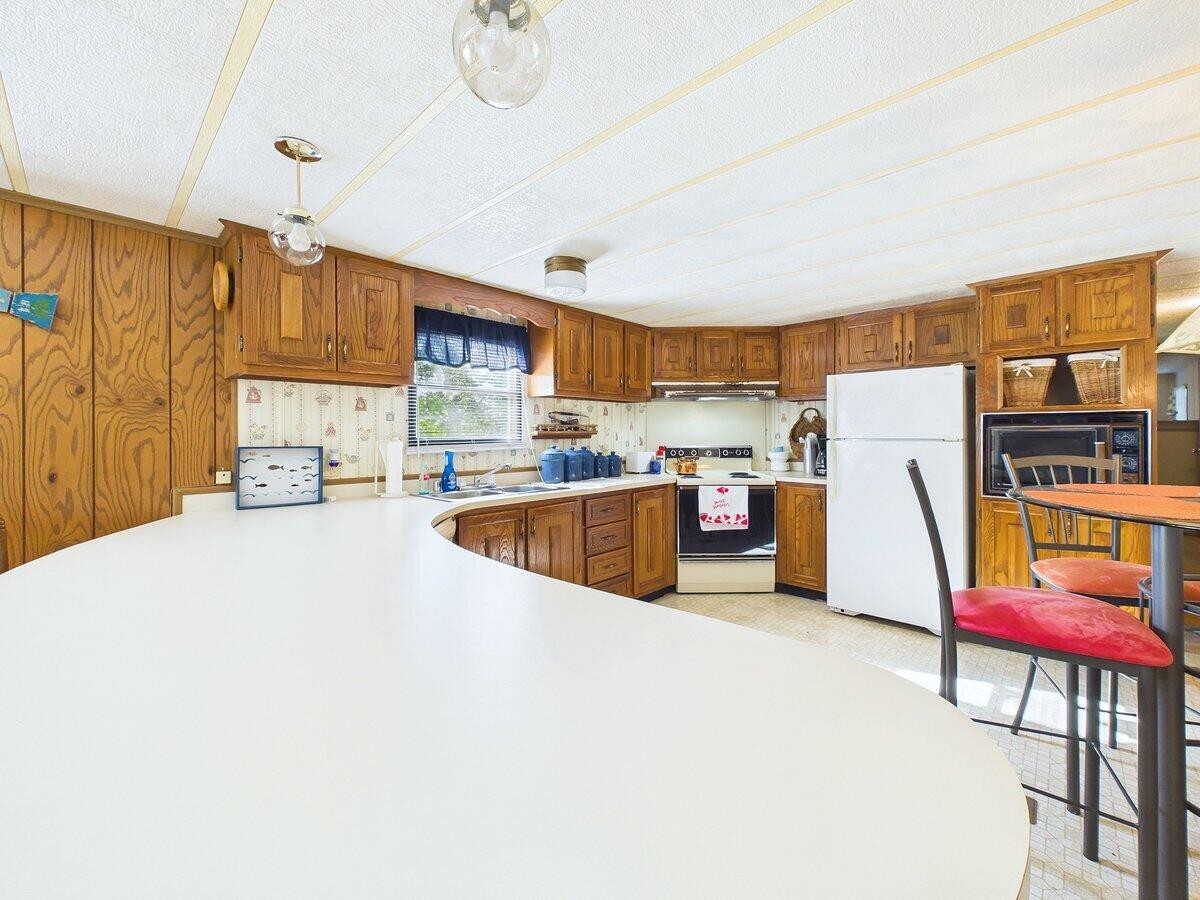 3924 River Road Ten Mile TN 37880