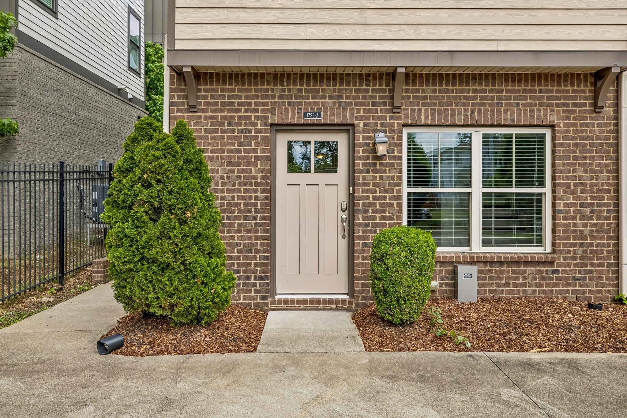 1722A 14th Ave, S Nashville TN 37212