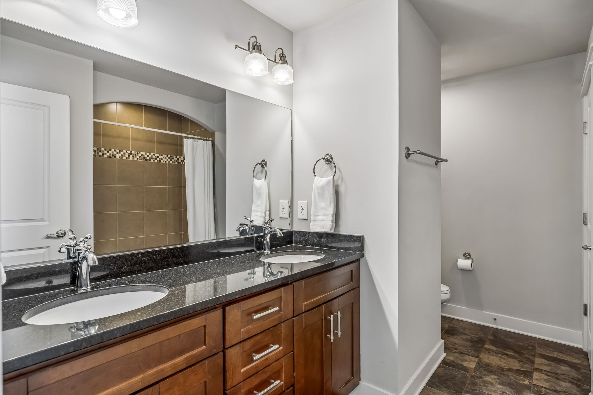 1722A 14th Ave, S Nashville TN 37212