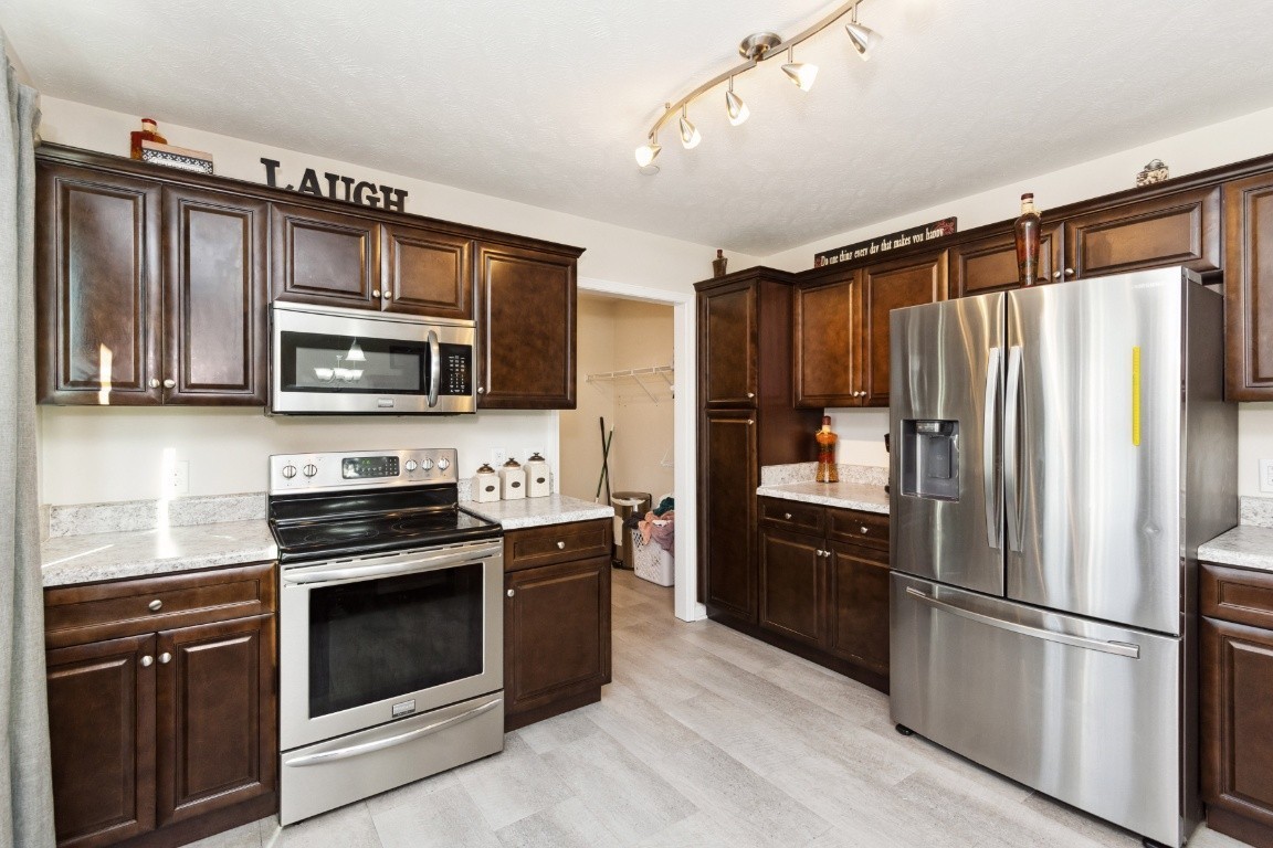 1419 Leaf Lane Ashland City TN 37015