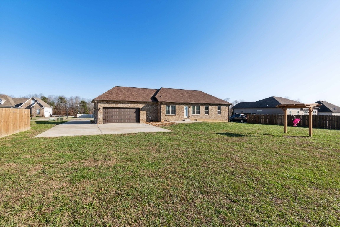 1419 Leaf Lane Ashland City TN 37015