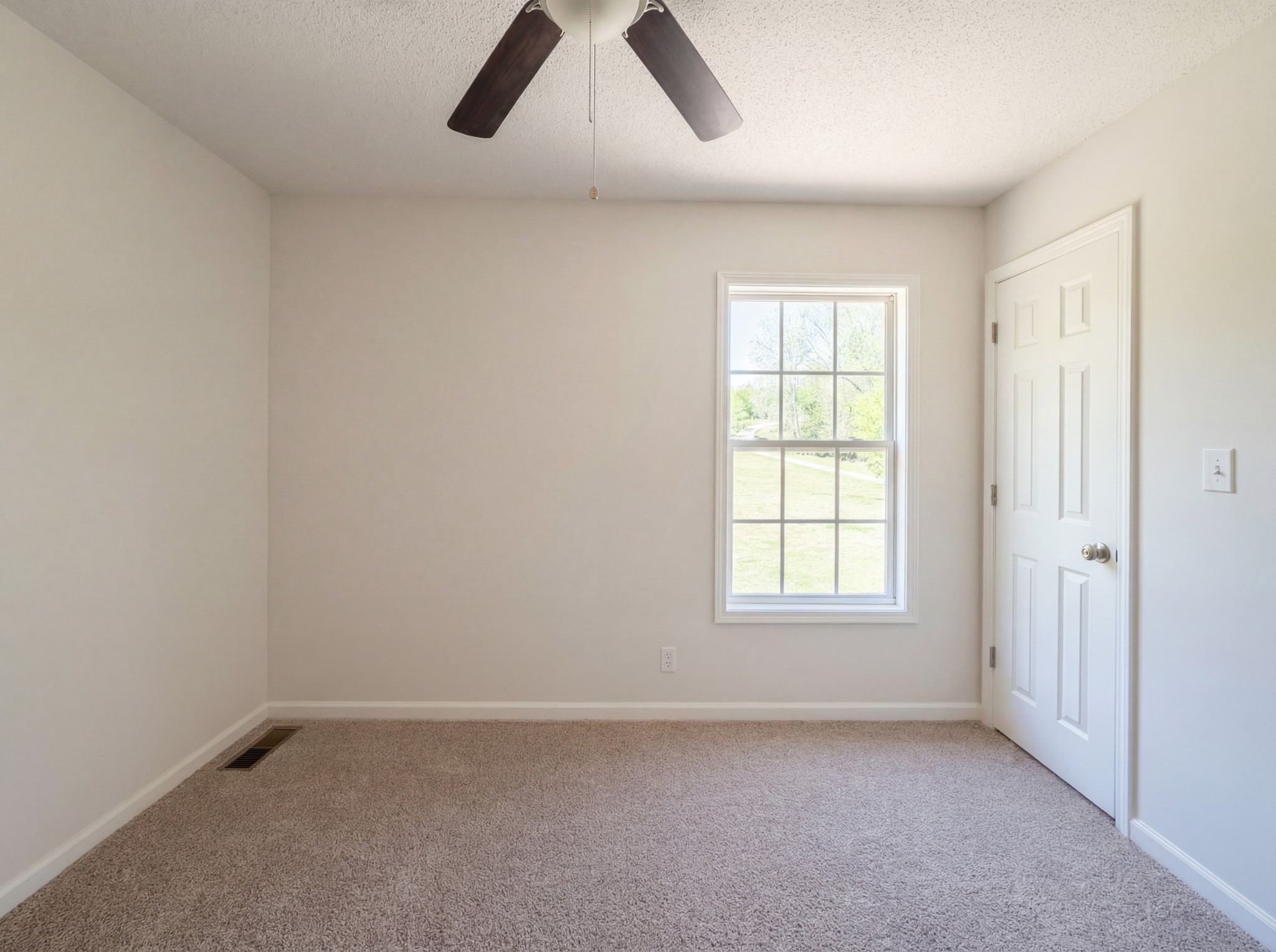 1666 Sparkleberry Drive Clarksville TN 37042