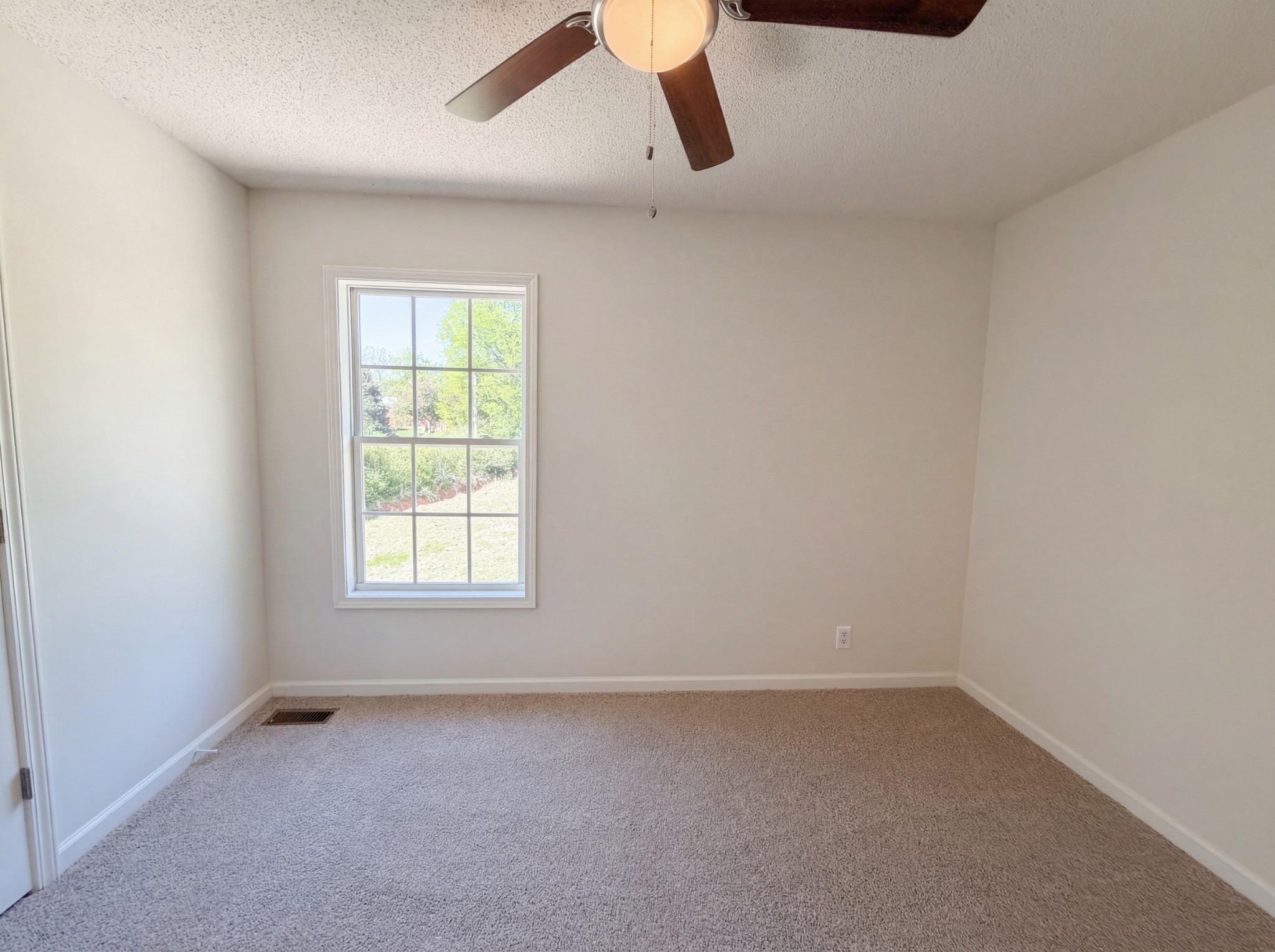 1666 Sparkleberry Drive Clarksville TN 37042