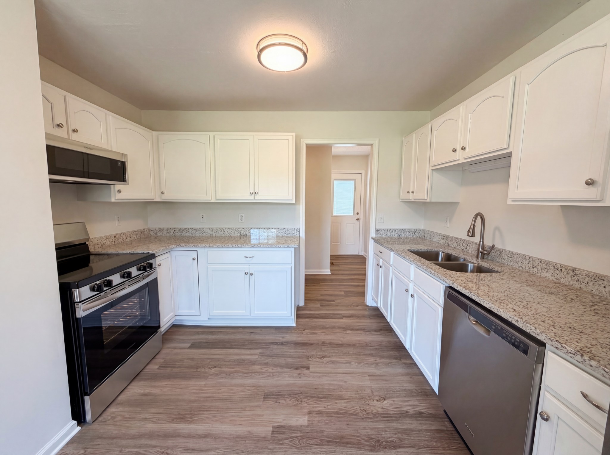 1666 Sparkleberry Drive Clarksville TN 37042