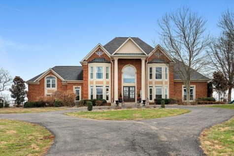 1600 Oakdale Road Westmoreland TN 37186