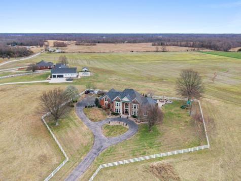 1600 Oakdale Road Westmoreland TN 37186