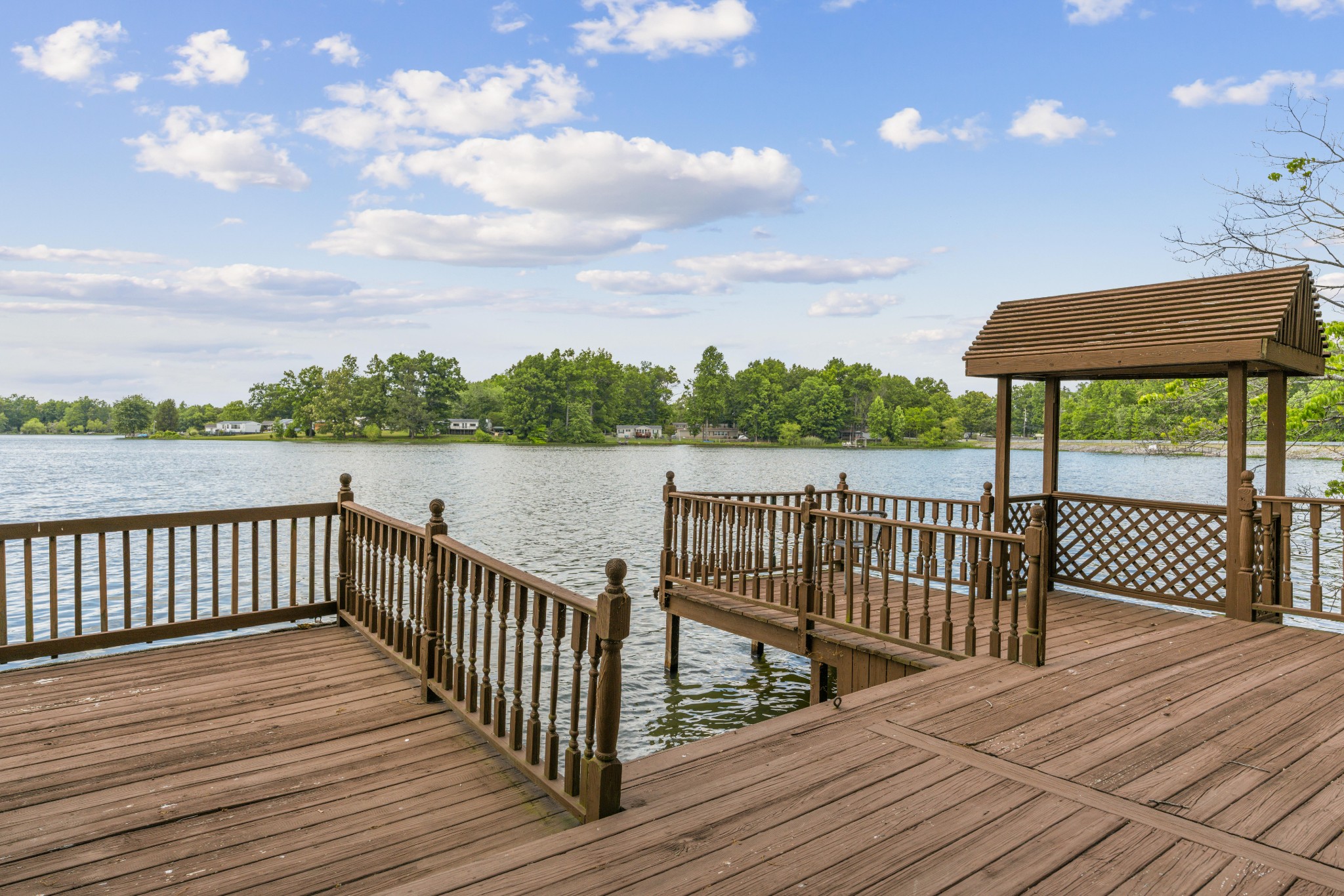 46 Lakeshore Drive Beechgrove TN 37018