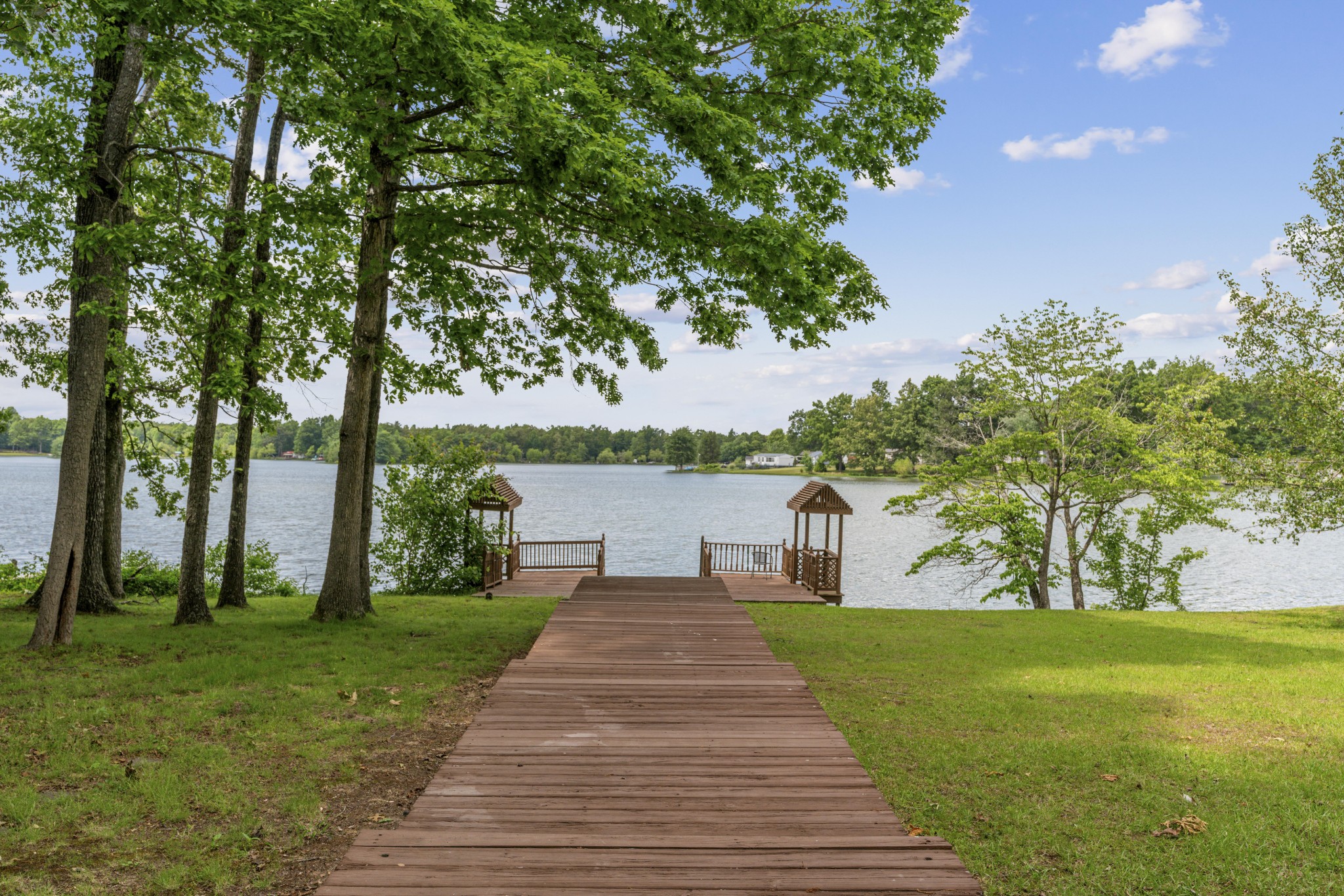 46 Lakeshore Drive Beechgrove TN 37018