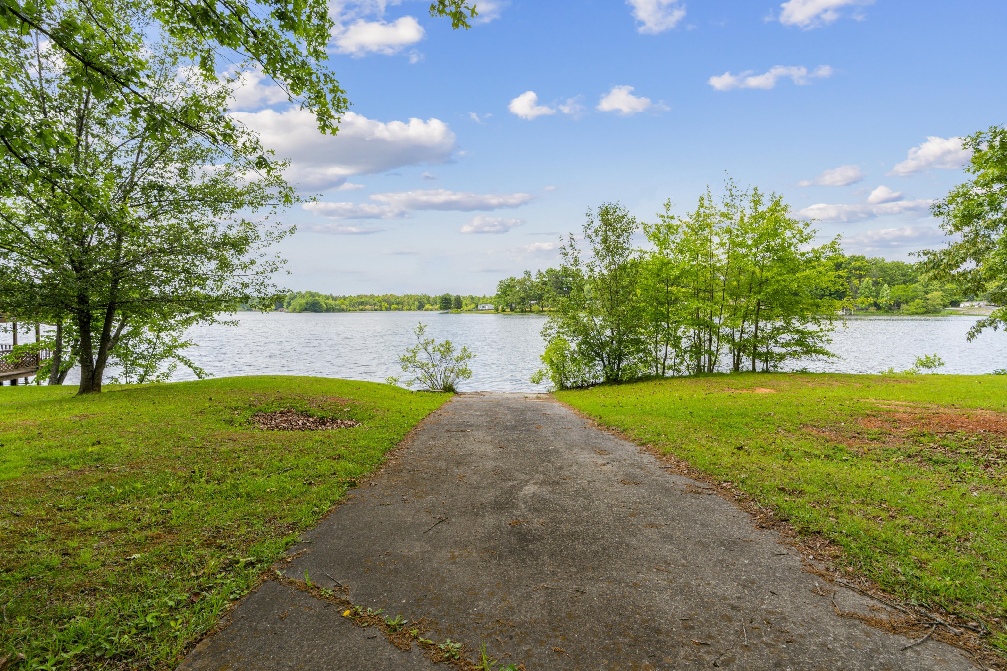 46 Lakeshore Drive Beechgrove TN 37018