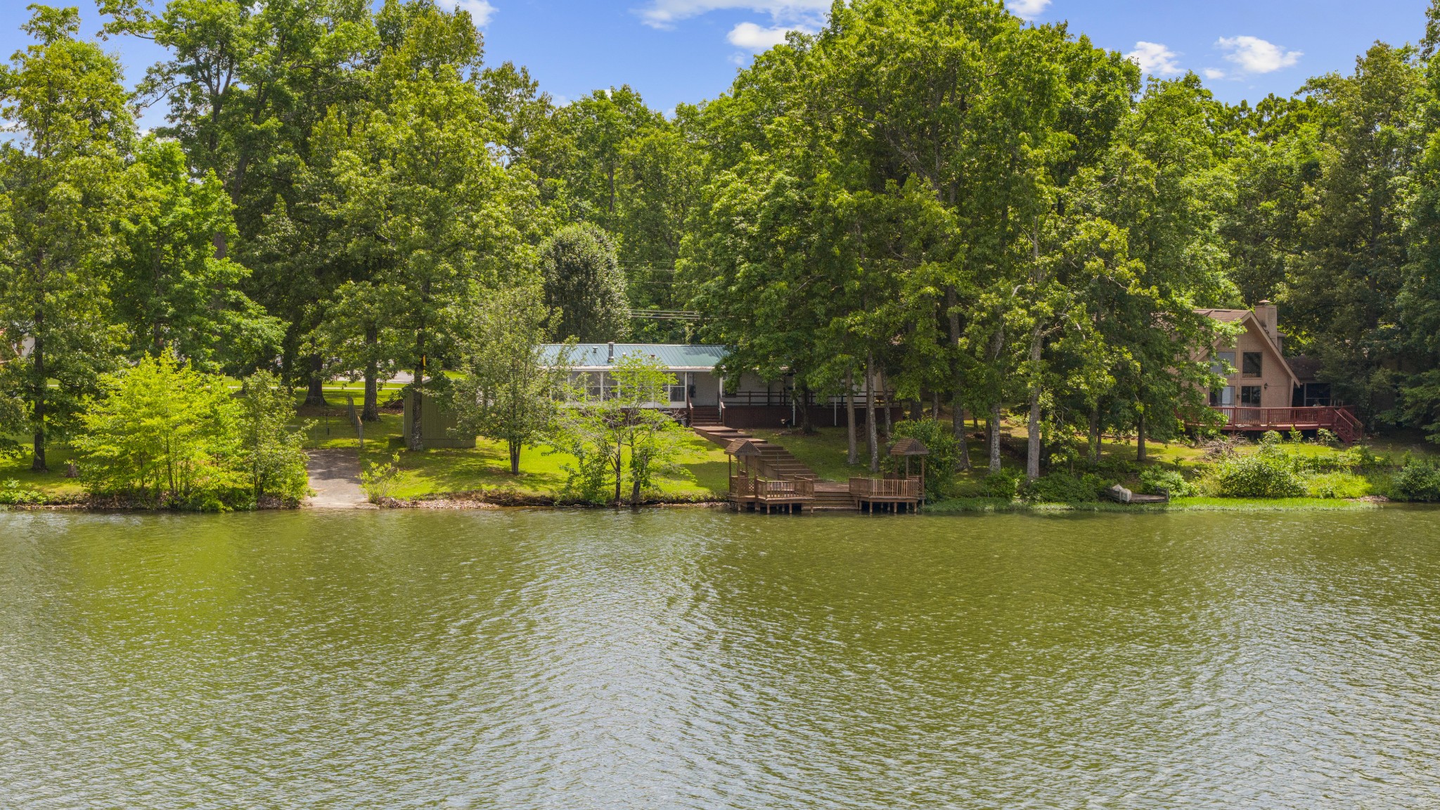46 Lakeshore Drive Beechgrove TN 37018
