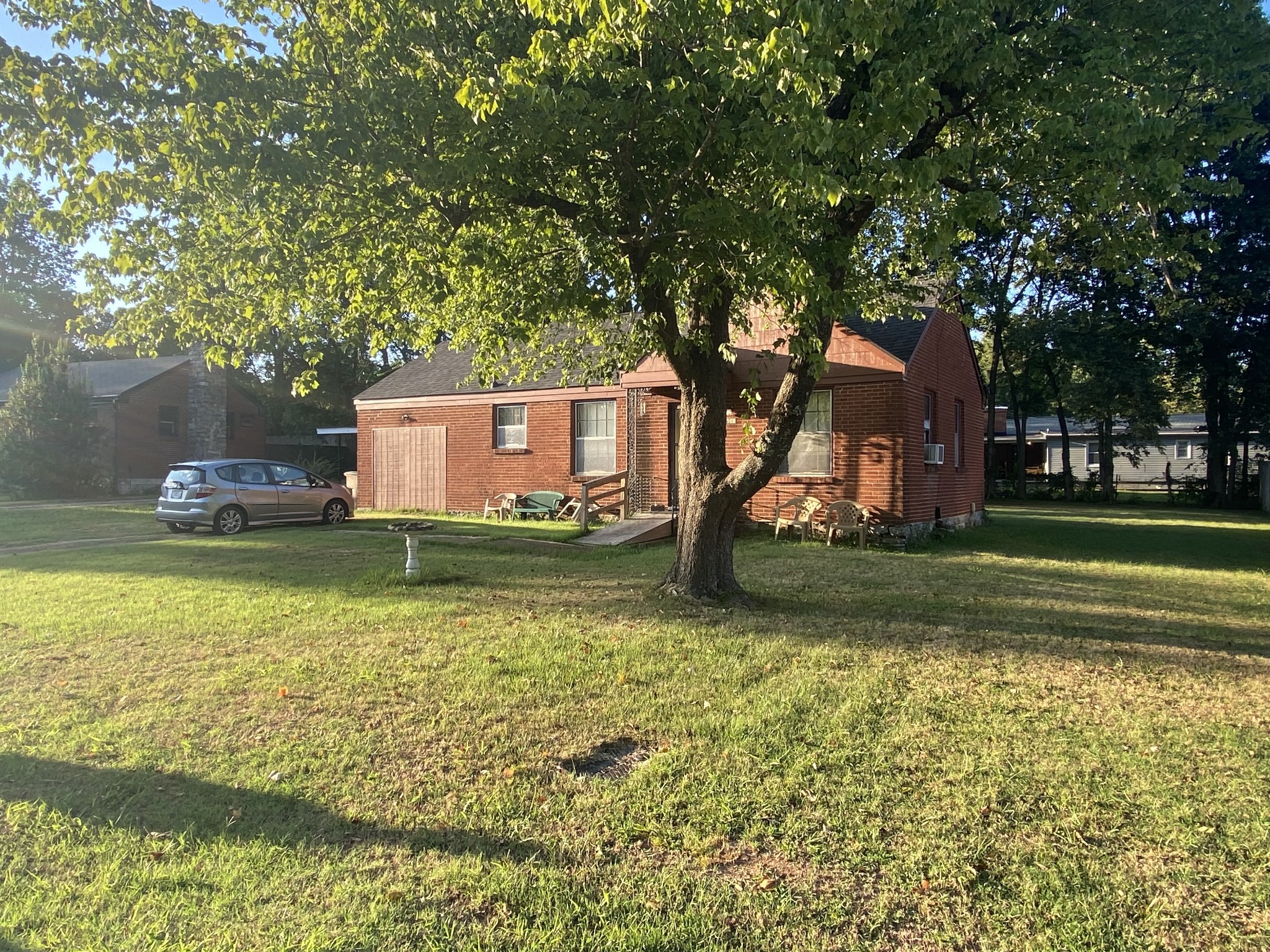909 Matthews Avenue Nashville TN 37216
