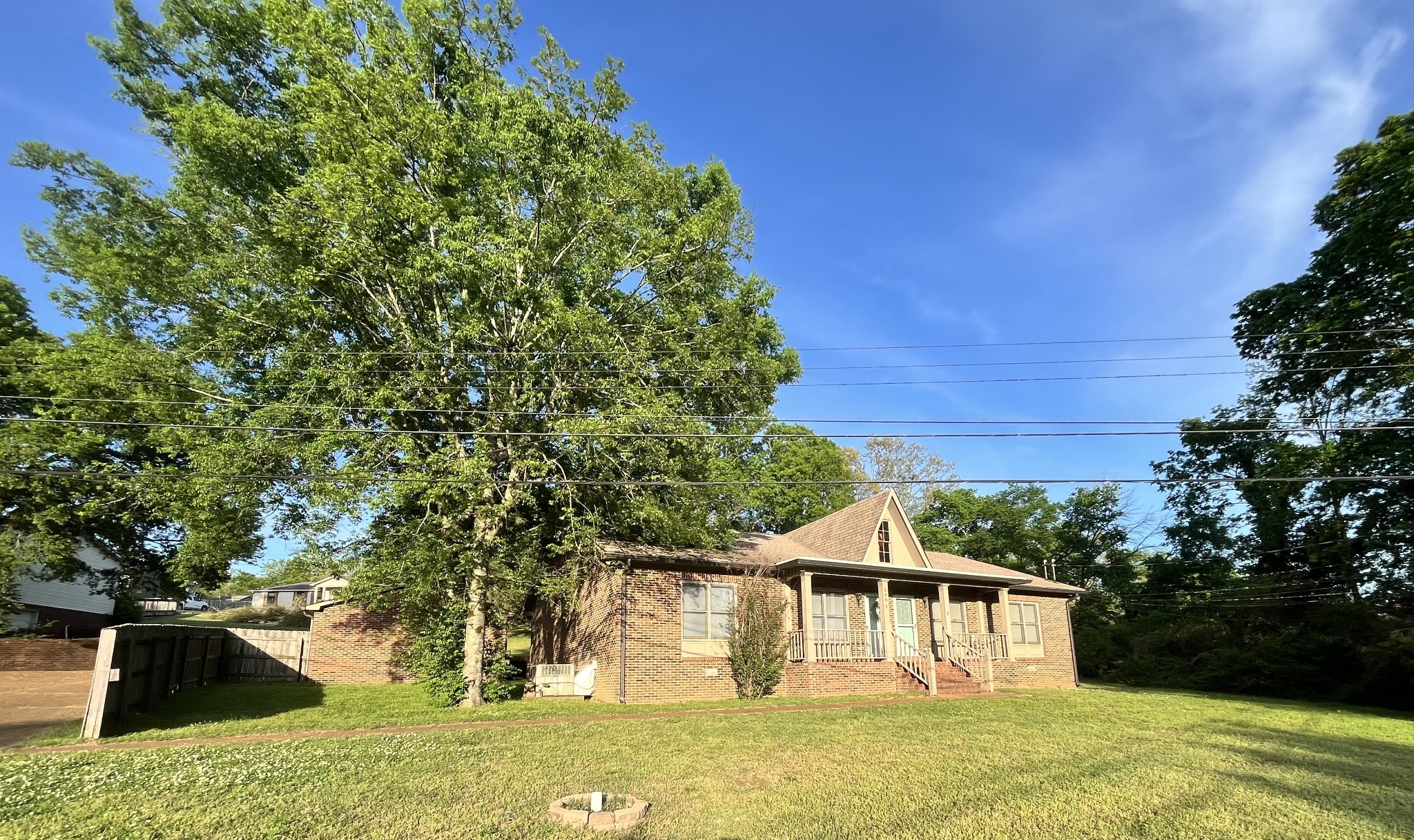 500 Oakwood Drive Columbia TN 38401