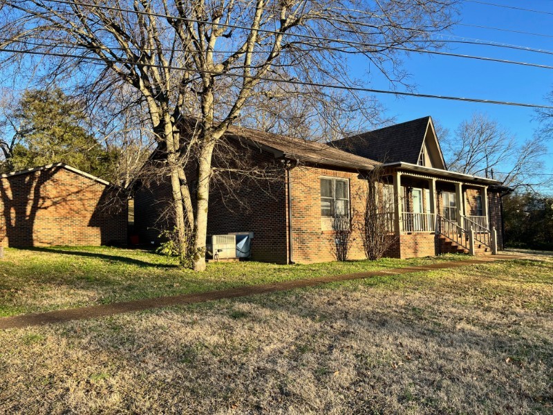 500 Oakwood Drive Columbia TN 38401