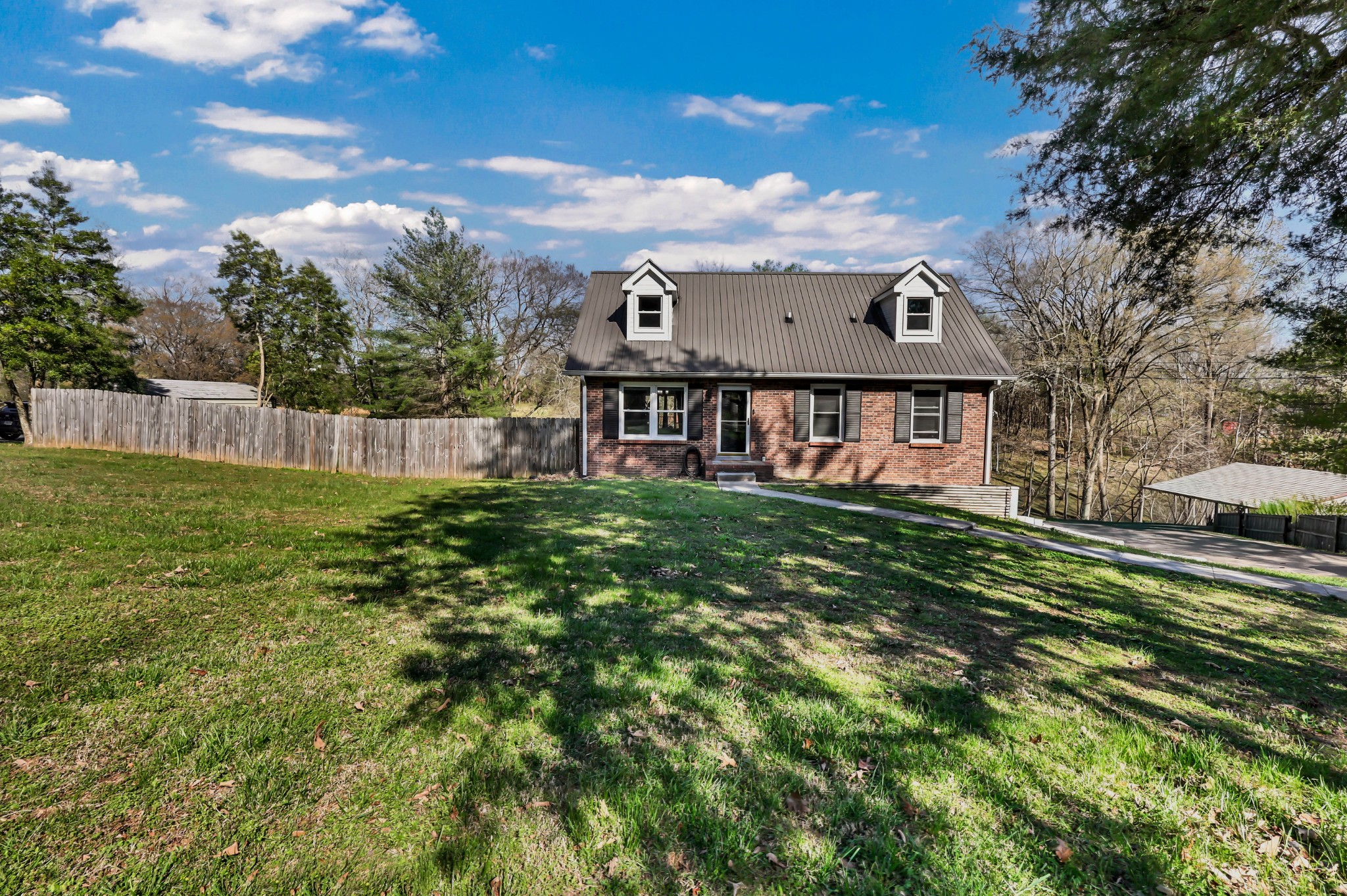2331 Seven Mile Ferry Road Clarksville TN 37040