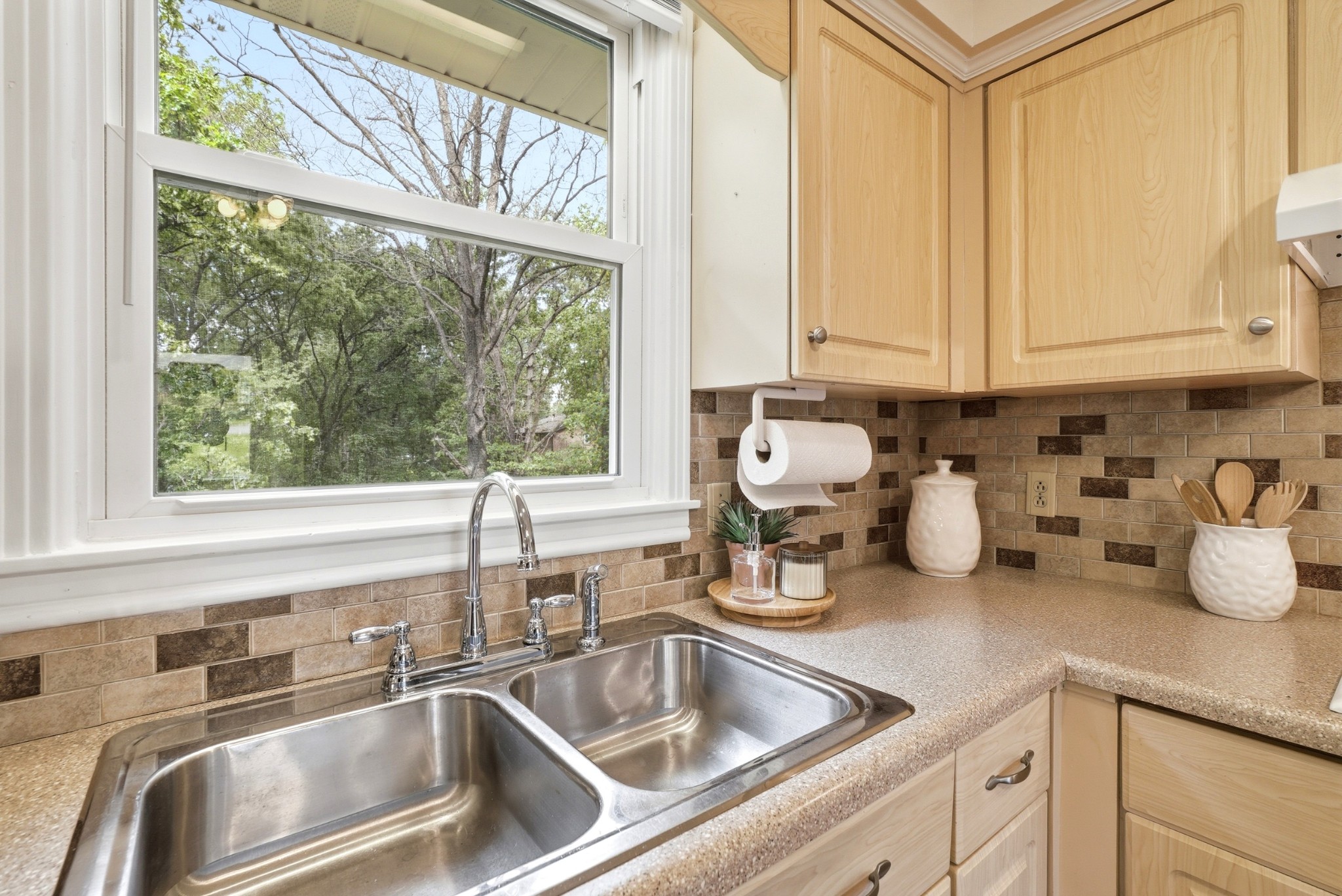 2442 Broadview Drive Nashville TN 37217
