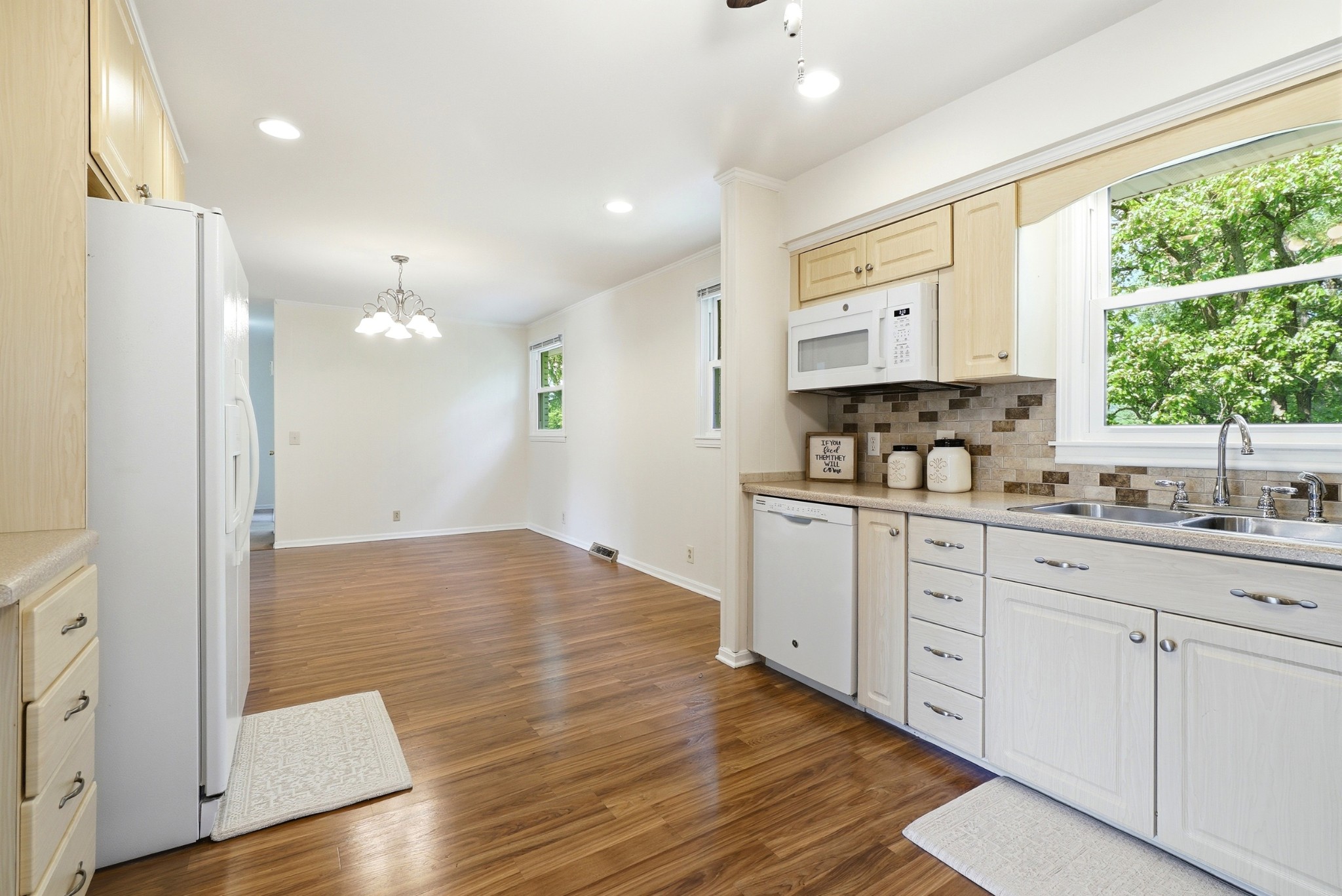 2442 Broadview Drive Nashville TN 37217