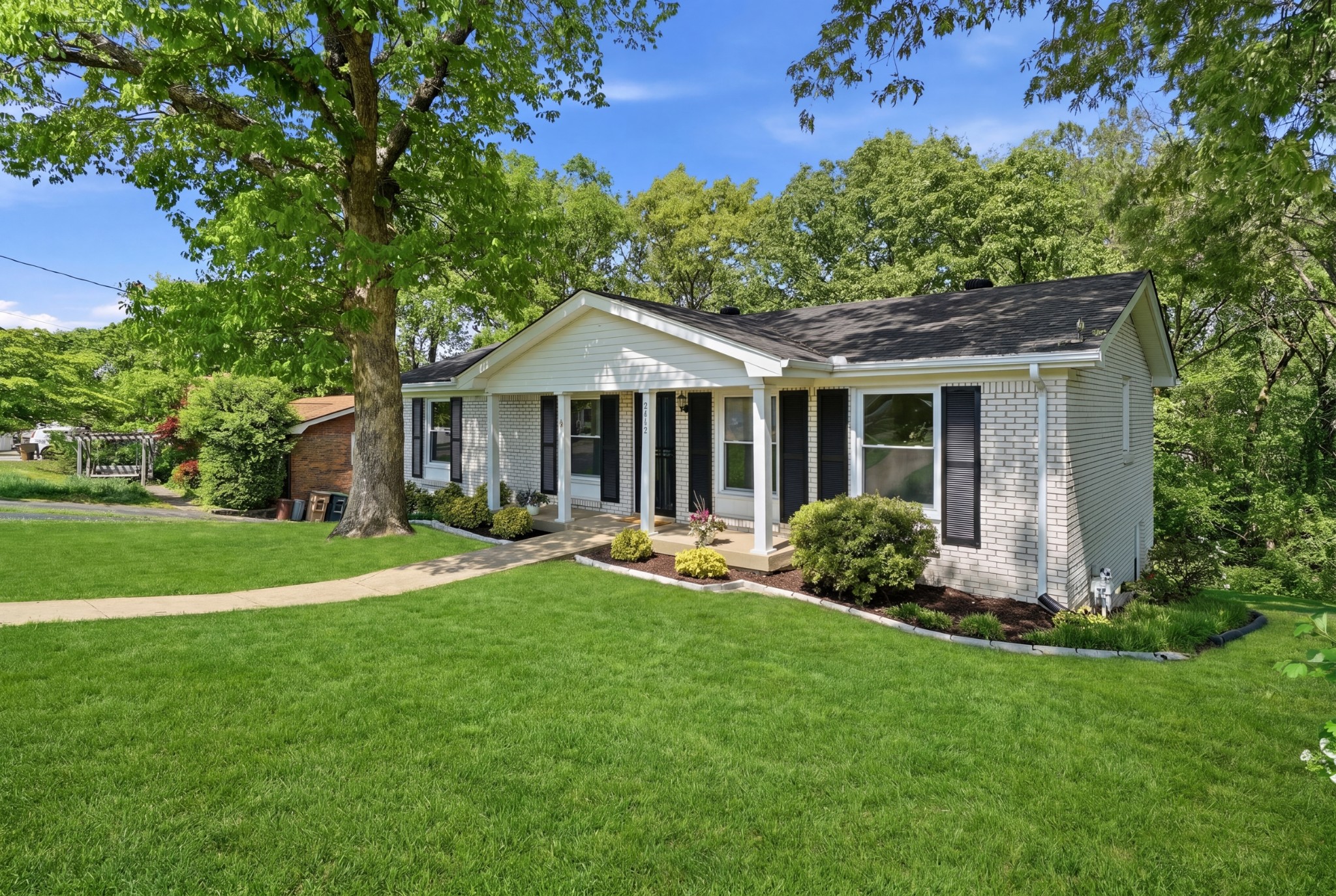 2442 Broadview Drive Nashville TN 37217