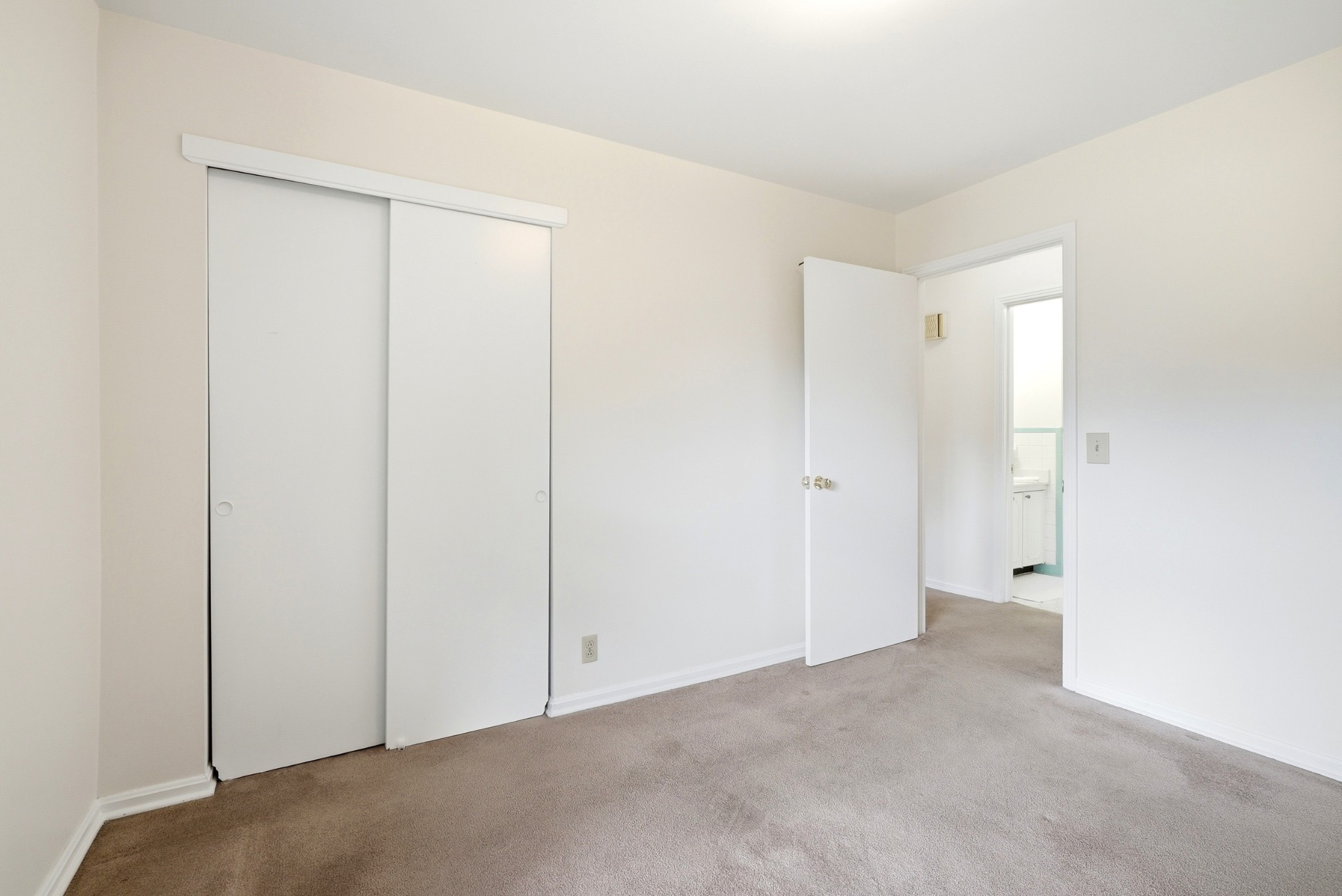 2442 Broadview Drive Nashville TN 37217