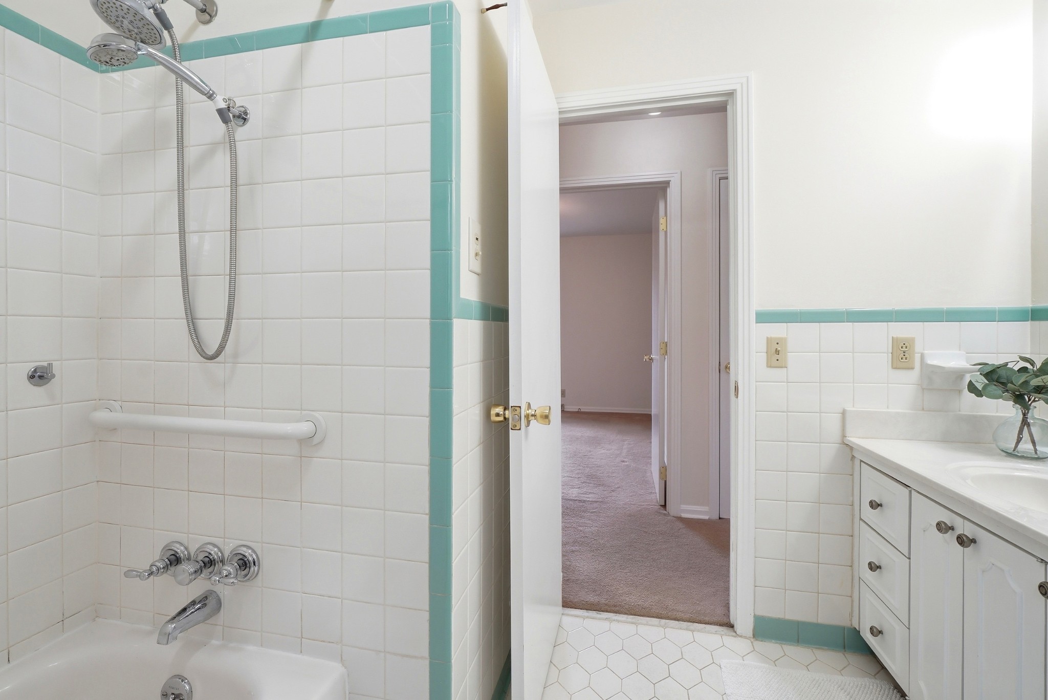 2442 Broadview Drive Nashville TN 37217