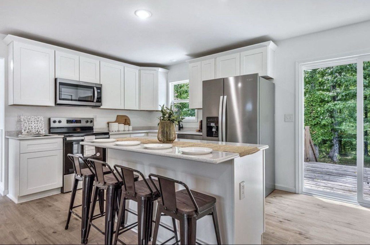 10498 Missionary Ridge Road Bon Aqua TN 37025