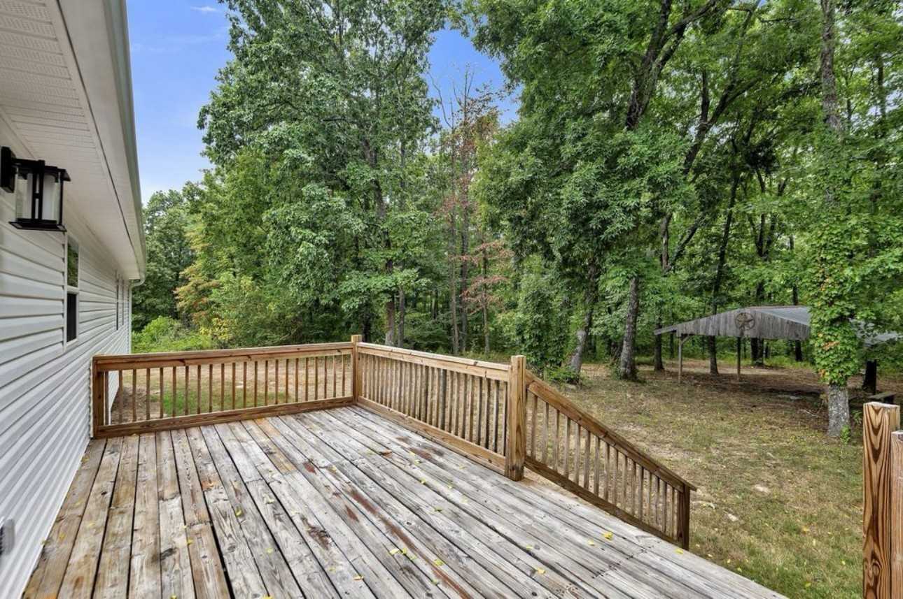 10498 Missionary Ridge Road Bon Aqua TN 37025