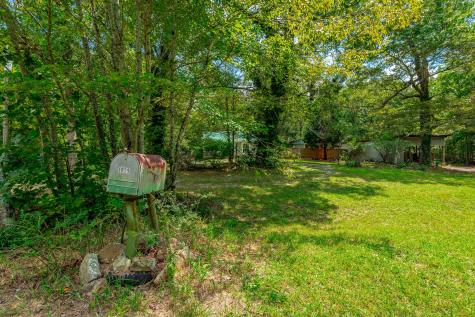 1059 County Road 639 Mentone AL 35984