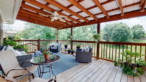 1335 Chippendale Circle Columbia TN 38401