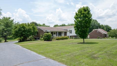 1335 Chippendale Circle Columbia TN 38401