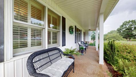 1335 Chippendale Circle Columbia TN 38401