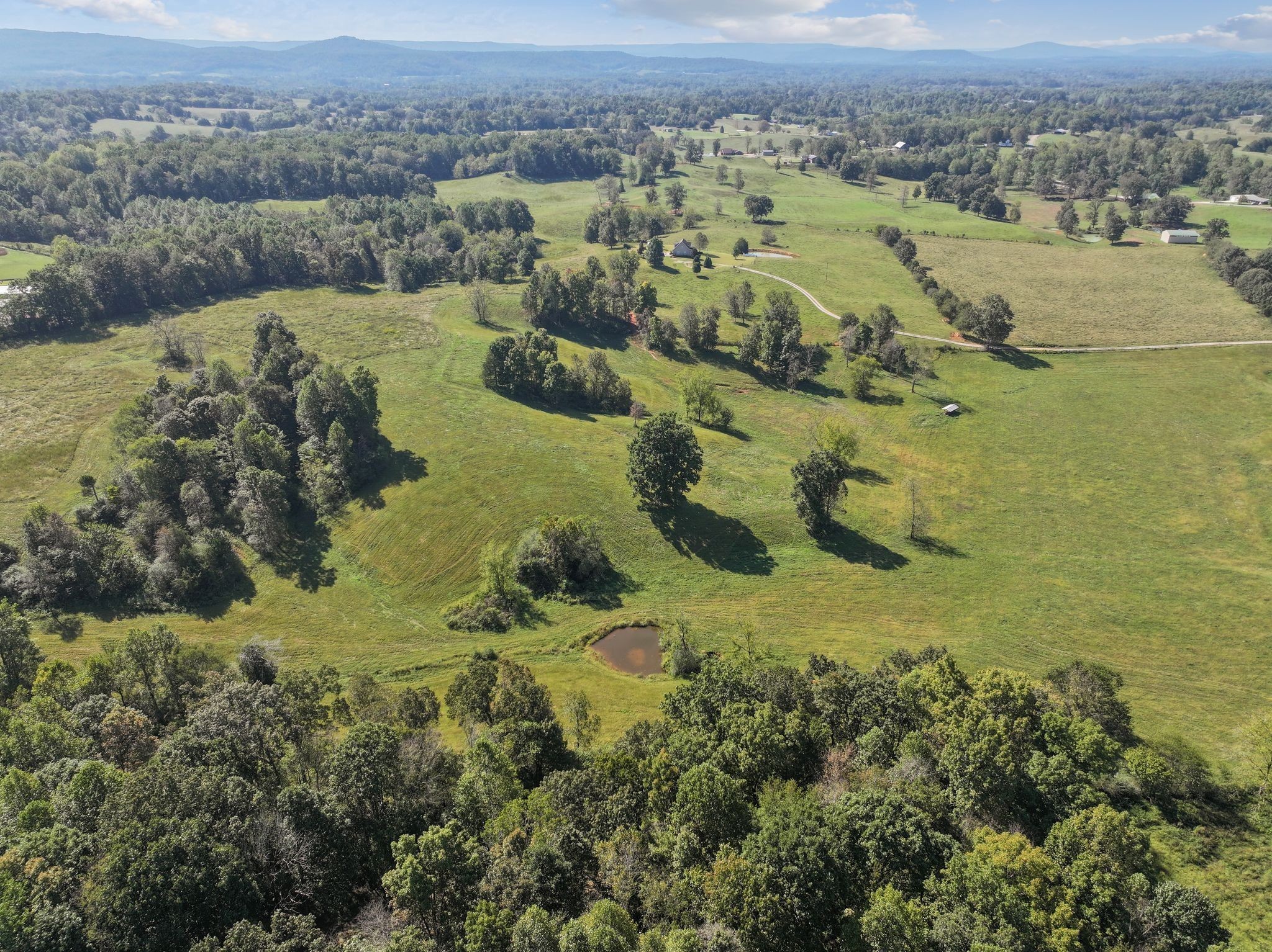 515 Jericho Road Quebeck TN 38579