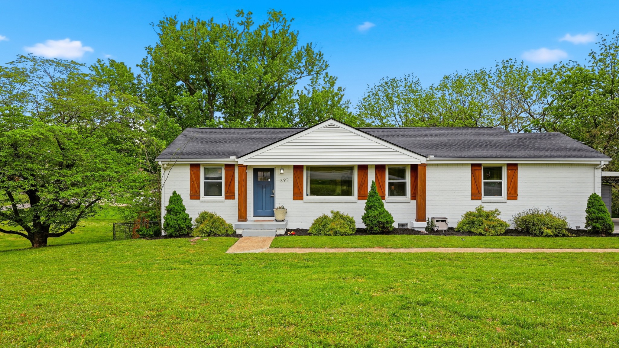 392 Brewer Drive Nashville TN 37211