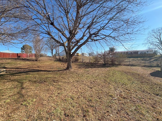 1704 Walnut Avenue Lawrenceburg TN 38464