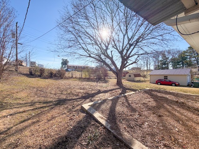 1704 Walnut Avenue Lawrenceburg TN 38464