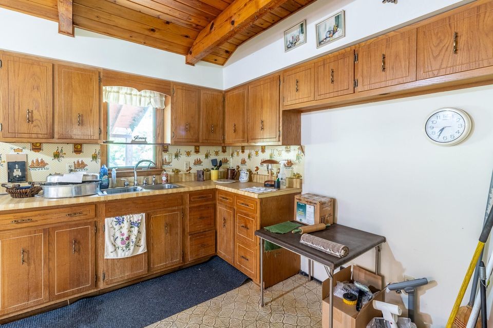 2216 Cove Hill Road Pikeville TN 37367