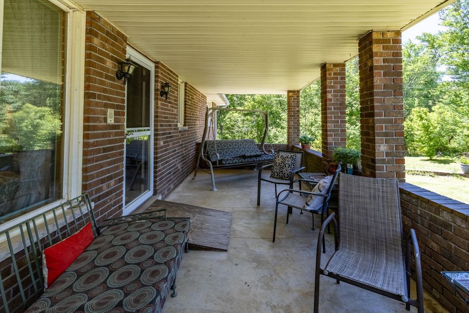 2216 Cove Hill Road Pikeville TN 37367