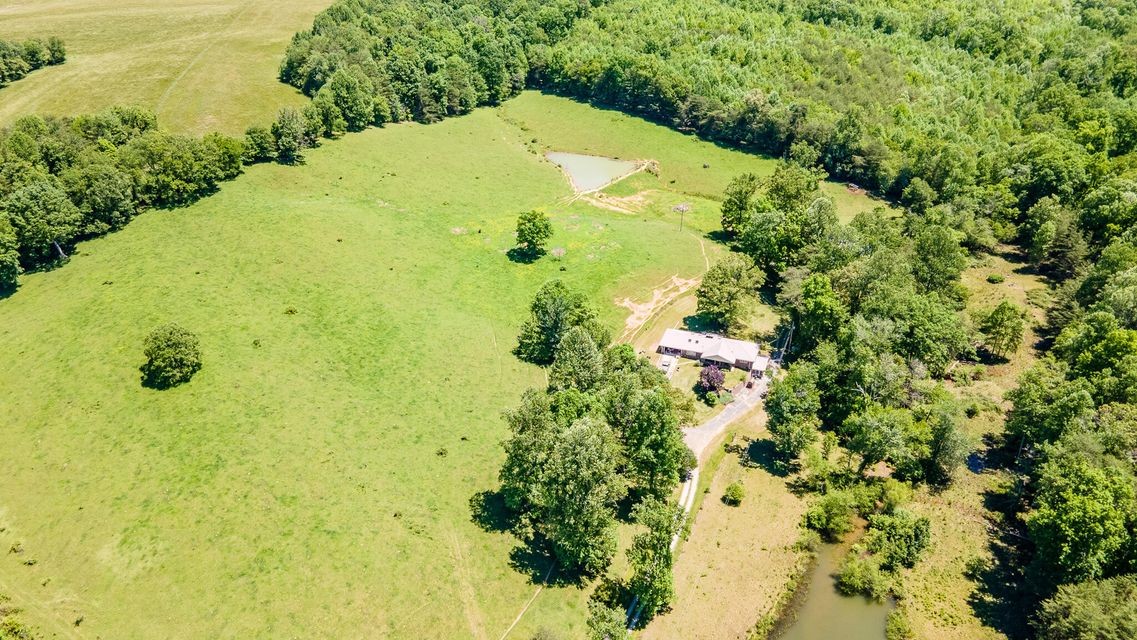 2216 Cove Hill Road Pikeville TN 37367