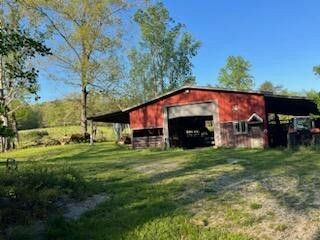 2216 Cove Hill Road Pikeville TN 37367