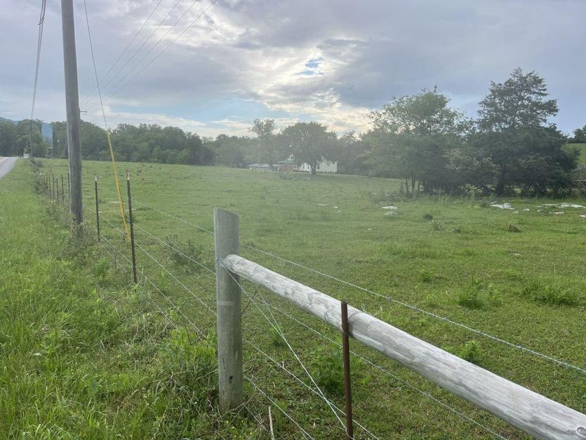 2216 Cove Hill Road Pikeville TN 37367
