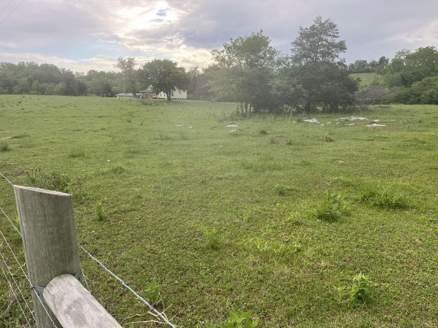 2216 Cove Hill Road Pikeville TN 37367