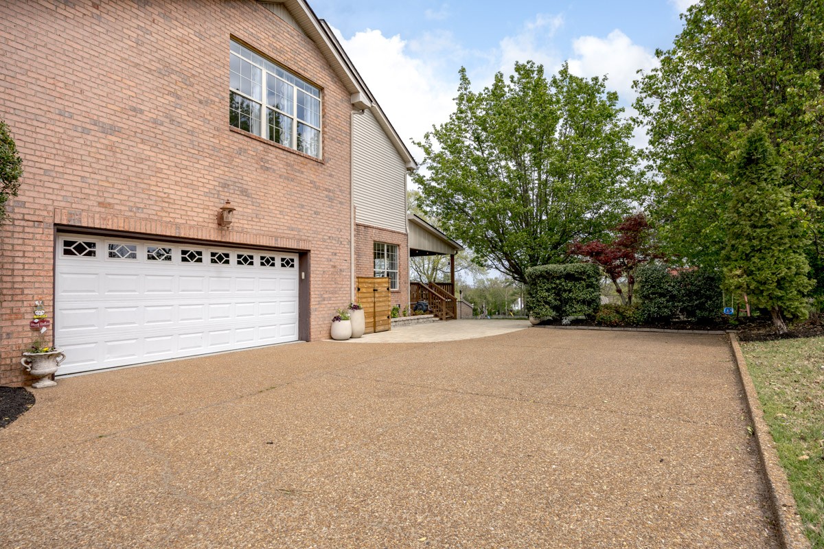 6009 Ridge Farm Place Brentwood TN 37027