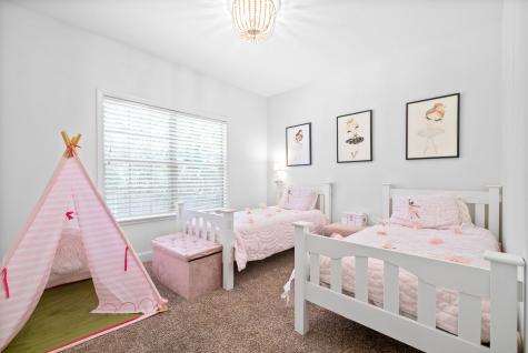 853 Glastonbury Court Clarksville TN 37043