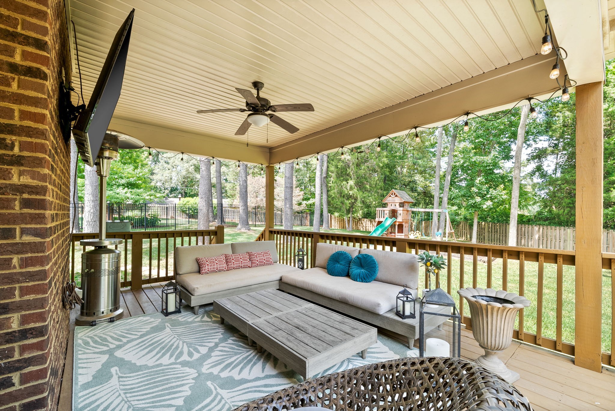853 Glastonbury Court Clarksville TN 37043